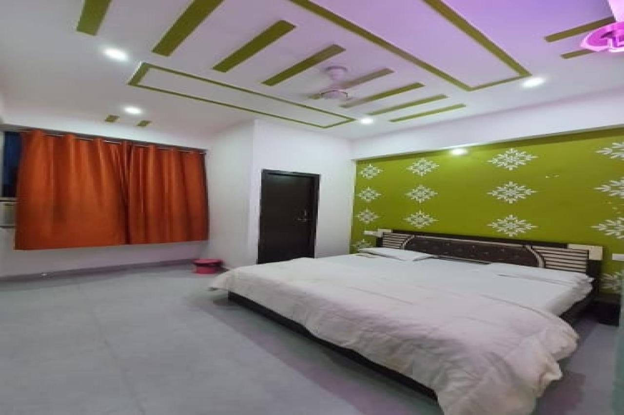 Oyo 83936 Chaudhary Guest House Bulandshahr Exterior foto